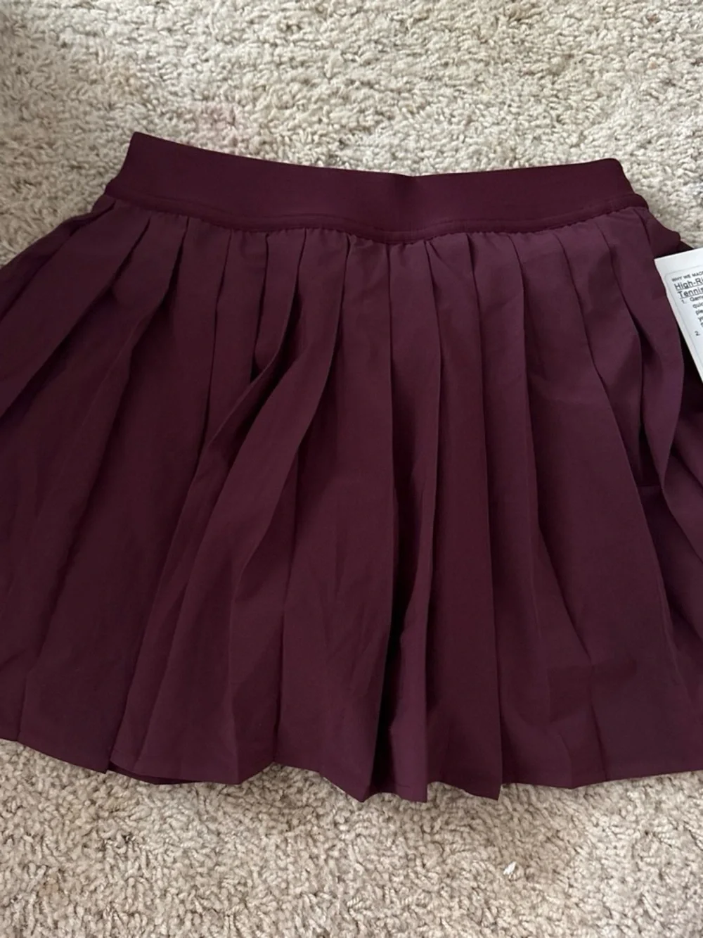 Maroon pleated tennis skirt lululemon